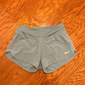 Nike Eclipse 3” Running Shorts Size Large Light Blue